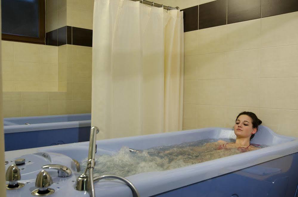 Spa Hotel Cajkovskij Karlovy Vary Extérieur photo