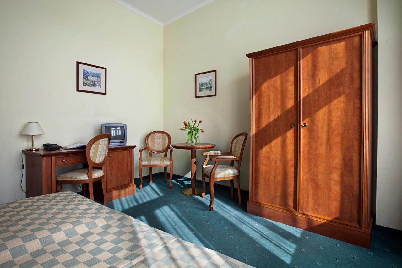 Spa Hotel Cajkovskij Karlovy Vary Extérieur photo