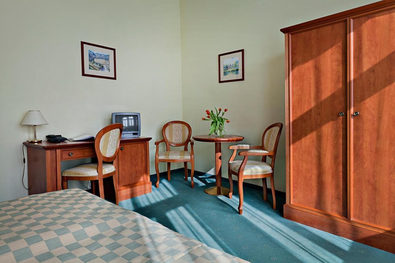 Spa Hotel Cajkovskij Karlovy Vary Extérieur photo